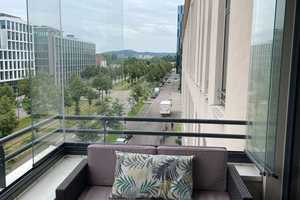 Moderne 2-Zimmer-Wohnung mit Loggia und Tiefgaragenstellplatz – Ludwig-Erhard-Allee 10, 76131 Karlsruhe – Vorschaubild 1