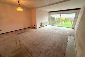 Einfamilienhaus (DHH) + Garage in schöner und ruhiger Lage auf einem 522 m² großem Gartengrundstück! – Die vollständige Adresse der Immobilie erhältst du vom Anbieter., 60439 Heddernheim, Frankfurt am Main – Vorschaubild 3