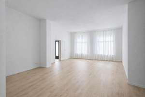 Helle 2-Zimmer-Wohnung gefragter Lage mit kleiner Terrasse und hohen Deckenvon Grafenberg