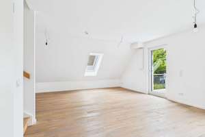 Sofort beziehbar! Maisonette-Wohnung mit großem Balkon – Die vollständige Adresse der Immobilie erhältst du vom Anbieter., 23570 Travemünde, Lübeck – Vorschaubild 2