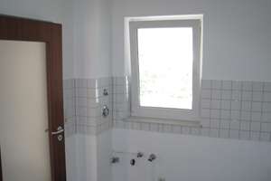 Nur mit WBS ! 2,5 Raum Wohnung 1.OG mit Balkon Nähe U35 – Grummer Straße 4a, 44809 Riemke, Bochum – Vorschaubild 10