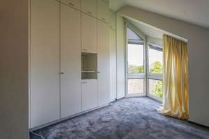 Großzügige Maisonette-Wohnung mit Galerie, Kamin und Balkon in Wittlaer – 40489 Wittlaer, Düsseldorf – Vorschaubild 12