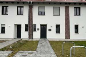 Erstbezug Modernes 5-Zimmer-Reihenhaus mit gehobener Innenausstattung, Einbauküche & 2 Stellplätzen – Die vollständige Adresse der Immobilie erhältst du vom Anbieter., 13057 Falkenberg, Berlin – Vorschaubild 17