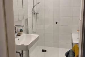 Helle 2-Zimmer-Wohnung mit Balkon in Düsseldorf – 40223 Bilk, Düsseldorf – Vorschaubild 12