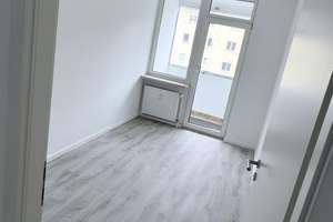 Lichtdurchflutete 3 Zimmer Wohnung in München-Moosach mit Balkon,Loggia &Moderner Sanierung – Dachauerstr. 419, 80992 Moosach-Bahnhof, München – Vorschaubild 6