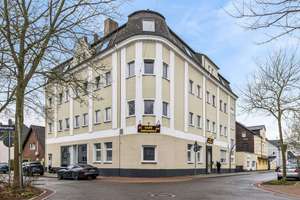 Renditestarkes MFH im Ruhrgebiet mit 11 Einheiten und 8 Garagen – Overbergstraße 22, 44577 Castrop-Rauxel – Vorschaubild 1