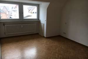 Drei-Zimmer-Wohnung im Dachgeschoss – Die vollständige Adresse der Immobilie erhältst du vom Anbieter., 50997 Rondorf, Köln – Vorschaubild 4