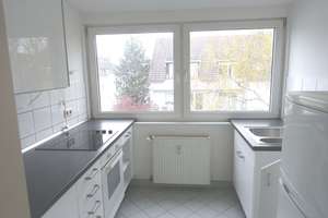 Bonn-Beuel / Rheinnähe, großzügiges, helles Dachappartement – Die vollständige Adresse der Immobilie erhältst du vom Anbieter., 53225 Beuel-Mitte, Bonn – Vorschaubild 6