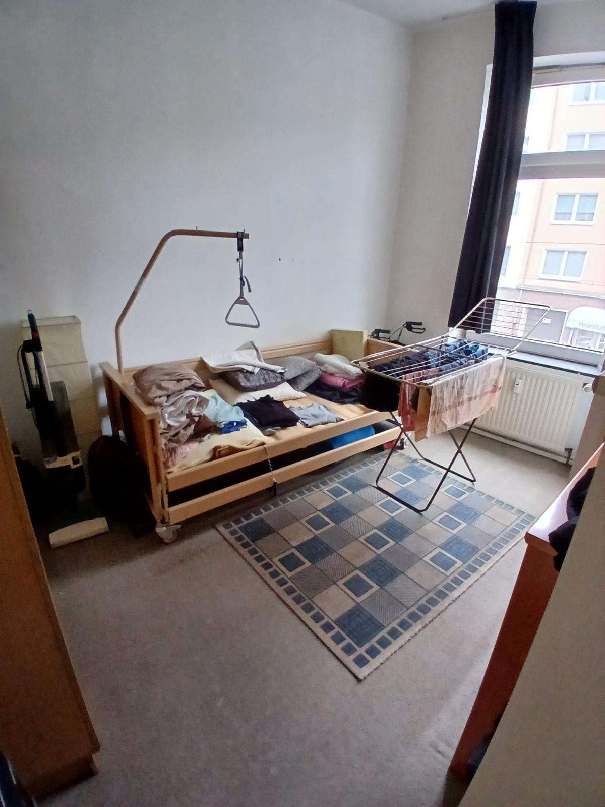 *VIELVERSPRECHENDES 2-ZIMMER APARTMENT - IDEALE INVESTITION IM LEBHAFTEN OBERBILK*, Düsseldorf – Bild 2