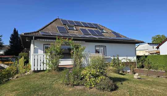 Bild von Gepflegtes Einfamilienhaus mit viel Platz und großem Grundstück in Limburg-Süd (Blumenrod)
