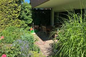 "Familienfreundliche 4,5-Zimmer-Wohnung mit großem Garten in Stuttgart-Sillenbuch"
