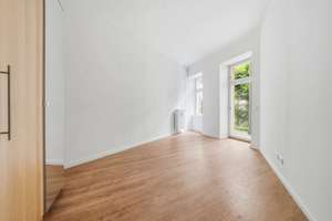 Bezugsfreie 2-Zimmer-Wohnung mit Terrasse und Garten in Berlin-Moabit – Die vollständige Adresse der Immobilie erhältst du vom Anbieter., 10553 Moabit, Berlin – Vorschaubild 5