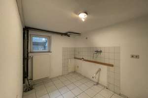 Zwei Wohneinheiten, viele Optionen – Ihr Haus in Ingolstadt – Die vollständige Adresse der Immobilie erhältst du vom Anbieter., 85053 Südost, Ingolstadt – Vorschaubild 21