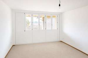 Wohnen mit Weitblick – großzügiges Reihenhaus in begehrter Lage von München-Johanneskirchen – Die vollständige Adresse der Immobilie erhältst du vom Anbieter., 81929 Johanneskirchen, München – Vorschaubild 12