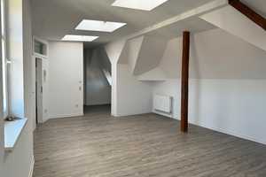 Frisch renoviert mit Einbauküche und Tageslichtbad – Stendaler Straße 2a, 39106 Magdeburg – Vorschaubild 3