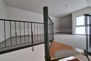 Helle 2,5-Zimmer-Maisonette-ETW mit Dachterrasse in der Südstadt. – Die vollständige Adresse der Immobilie erhältst du vom Anbieter., 42659 Burg/Höhscheid, Solingen – Vorschaubild 3
