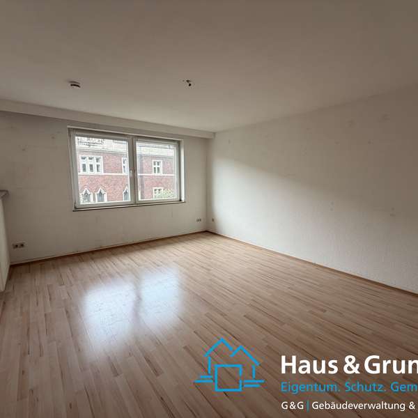 *** schöne, helle 3-Zimmer-Wohnung mit Balkon, Aachen-Innenstadt ***