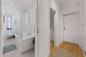 Modern, freshly renovated 2 room apartment with the best accessibility in Prenzlauer Berg – Die vollständige Adresse der Immobilie erhältst du vom Anbieter., 10439 Gesundbrunnen, Berlin – Vorschaubild 13
