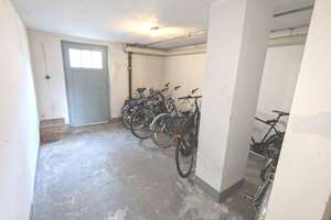 Ruhig gelegene 2-Zimmerwohnung mit Potenzial zur individuellen Neugestaltung – Die vollständige Adresse der Immobilie erhältst du vom Anbieter., 50823 Neuehrenfeld, Köln – Vorschaubild 9