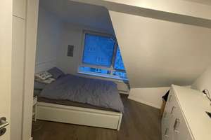 Moderne, vollständig renovierte 2-Zimmer-DG-Wohnung mit Balkon und Einbauküche in Sülz, Köln – Die vollständige Adresse der Immobilie erhältst du vom Anbieter., 50937 Sülz, Köln – Vorschaubild 6