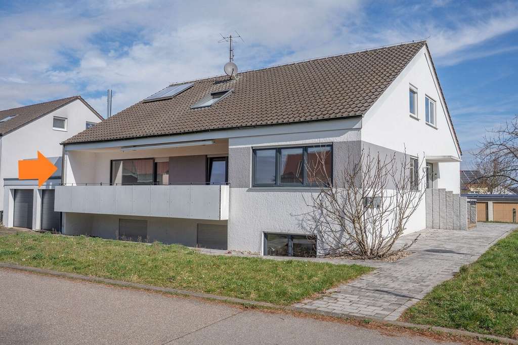 Immobilie in Güglingen - Großzügige kernsanierte 4,5 Zimmer-EG-Wohnung in attraktiver Wohnlage von Güglingen - Bild 0