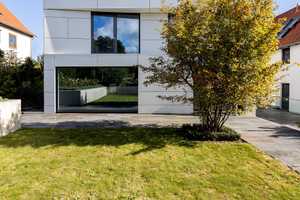 Luxusvilla in Erfurt-Süd - Extravagante Architektur – Erfurt – Vorschaubild 1