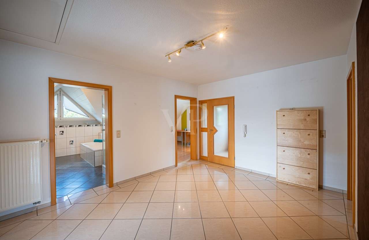 Immobilie in Berod bei Wallmerod - Großzügiges Ein-/Zweifamilienhaus in wunderschönem Wohngebiet – flexibel nutzbar und sofort bezugsbe - Bild 9