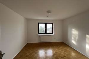 2-Zimmer-Dachgeschosswohnung mit Balkon und eigenem Eingang in Bonn-Holzlar – Die vollständige Adresse der Immobilie erhältst du vom Anbieter., 53229 Holzlar, Bonn – Vorschaubild 10