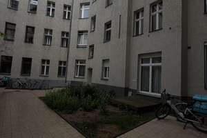Bezugsfreie Altbauwohnung mit Balkon und Erker in phänomenaler Charlottenburger Lage – Helmholtzstraße 24, 10587 Charlottenburg, Berlin – Vorschaubild 66
