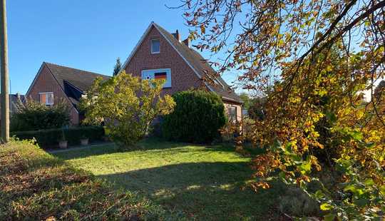 Bild von Einfamilienhaus mit Einliegerwohnung und großem Nebengebäude auf tollem Grundstück in HH-Neuengamme