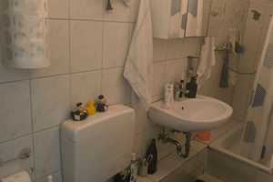 Helle 2-Zimmer Wohnung – Kölner Landstr. 110, 40591 Düsseldorf – Vorschaubild 2