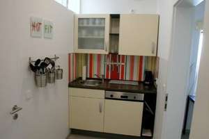 FLATmix.de / Nähe Rathaus, Komplett möbliertes 2-Raum-DG-Apartment im Altbau... – Die vollständige Adresse der Immobilie erhältst du vom Anbieter., 33602 Mitte, Bielefeld – Vorschaubild 2