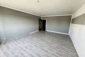 *3 Monate keine Kaltmiete zahlen* 3 Zimmer-Wohnung mit Balkon & Aufzug in GE Buer – Crangerstr 4, 45894 Buer, Gelsenkirchen – Vorschaubild 4