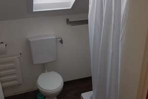 Sonnige 2-Raum-DG-Wohnung in Reutlingen-Ohmenhausen – Die vollständige Adresse der Immobilie erhältst du vom Anbieter., 72770 Ohmenhausen, Reutlingen – Vorschaubild 8