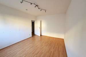Wunderbar ruhige, helle und sonnige 3-ZW im Hochparterre mitten in St. Johannis – Die vollständige Adresse der Immobilie erhältst du vom Anbieter., 90419 Sandberg, Nürnberg – Vorschaubild 13