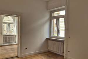 Sanierte geräumige 4-Zimmerwohnung nahe Gutenbergplatz – Gabelsbergerstraße 9, 76135 Weststadt, Karlsruhe – Vorschaubild 6