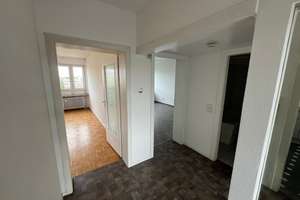 Großzügig geschnittene 2,5 Zimmerwohnung über den Dächern Duisburgs – Münzstraße 56, 47051 Altstadt, Duisburg – Vorschaubild 2