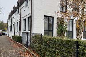 Modernes Wohnen und Arbeiten unter einem Dach – Meckelfelder Weg 57, 21079 Sinstorf, Hamburg – Vorschaubild 2