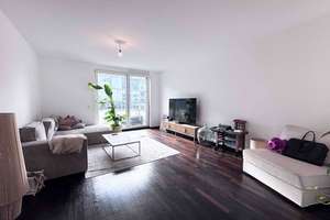 Moderne 2-Zi.-Wohnung mit Balkon, Tiefgaragenstellplatz & Keller in begehrter Maxvorstadt – 80335 Sankt Benno, München – Vorschaubild 3