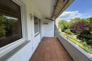 Sonnendurchflutete 3,5-Zimmer-Wohnung mit Balkon und frisch renoviertem Bad in Bochum