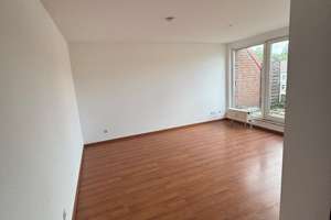 NUR MIT WOHNBERECHTIGUNGSSCHEIN ! 2 - Zimmer Dachgeschosswohnung mit Dachterrasse! – Prußweg 27, 30165 Hainholz, Hannover – Vorschaubild 10