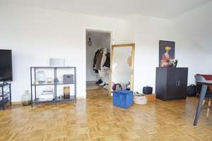 Charmante DG-Wohnung mit EBK und Balkon in S-Büsnau – Die vollständige Adresse der Immobilie erhältst du vom Anbieter., 70569 Büsnau, Stuttgart – Vorschaubild 4
