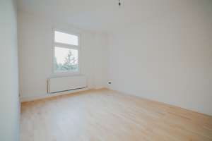 4 Zimmerwohnung in Berliner Altbau zu verkaufen! – Die vollständige Adresse der Immobilie erhältst du vom Anbieter., 12307 Lichtenrade, Berlin – Vorschaubild 3