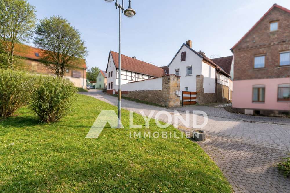 Ländliches Bauernhaus mit Hof und vielseitig nutzbaren Nebengebäuden, Burgenlandkreis – Bild 4