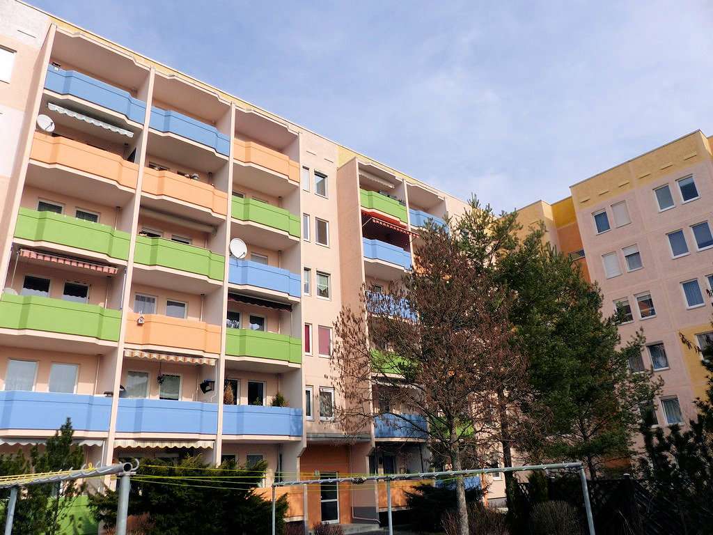 Immobilie in Meißen - Langjährig vermietete Dreiraumwohnung mit Balkon in Meißen rechts - Bild 0