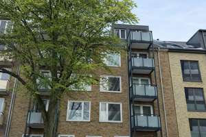 ULI VOGELER GmbH - ALSTERNAH. STADTPARKNAH. Vermietete 3-Zimmer-Erdgeschosswohnung mit Südbalkon