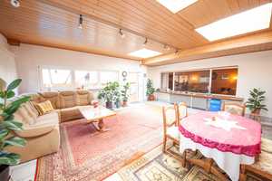 Urlaubsfeeling! Haus mit Wintergarten, riesiger Schwimm- und Fitnesshalle in Neuenhasslau! – Main-Kinzig-Kreis – Vorschaubild 16