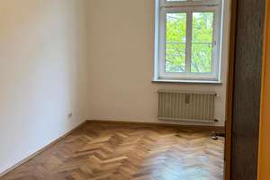 **von privat** 4 Zimmer Wohnung in Neuhausen-Nymphenburg – Donnersbergerstraße 44a, 80634 Neuhausen, München – Vorschaubild 9