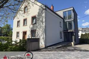 Neuwertiges Mehrfamilienhaus in zentraler Lage von Losheim am See! – Die vollständige Adresse der Immobilie erhältst du vom Anbieter., 66679 Losheim am See – Vorschaubild 1