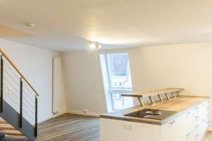 HOMESK - 4-Zimmer-DG-Maisonette-Wohnung mit Aufzug und EBK direkt am U-Bhf. Eberswalder Straße – Schönhauser Allee 143, 10435 Prenzlauer Berg, Berlin – Vorschaubild 2